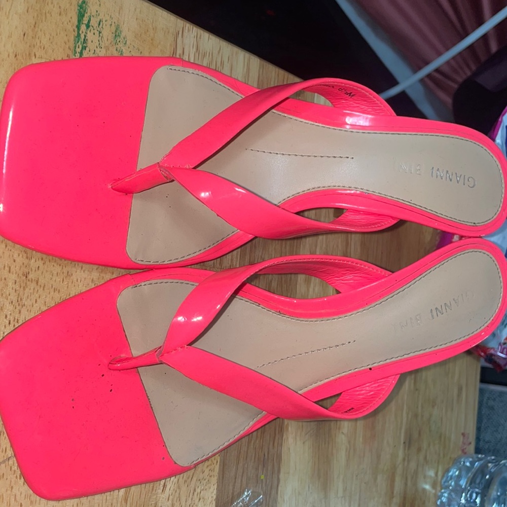 Women heel sandal